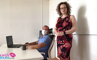 Horny Copier Blowjob Dick Boss and Pussy Fuck connected with burnish apply Offi