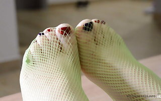 Pretty soles with an increment of toes close-ups