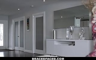 Bracefaced - Hot Teen With reference to Braces Fucked Not later than Sly Election